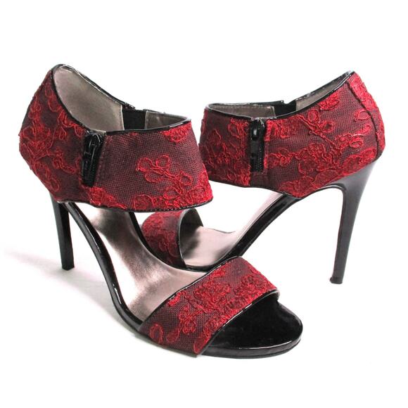 CARLOS SANTANA Red/Black Brocade Fabric Ankle Strap Stiletto Heel Sandals Sz 7 - Picture 1 of 12